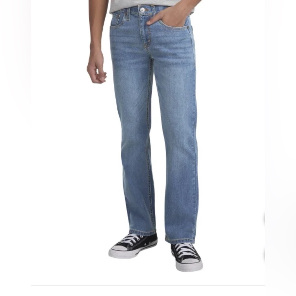 Levi's Straight Leg Jeans